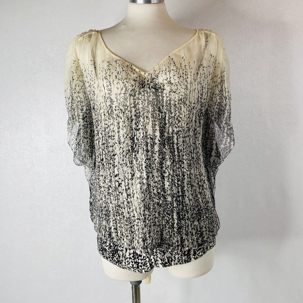 Diane Von Furstenberg Size 10 Silk Tank and Overlay Set